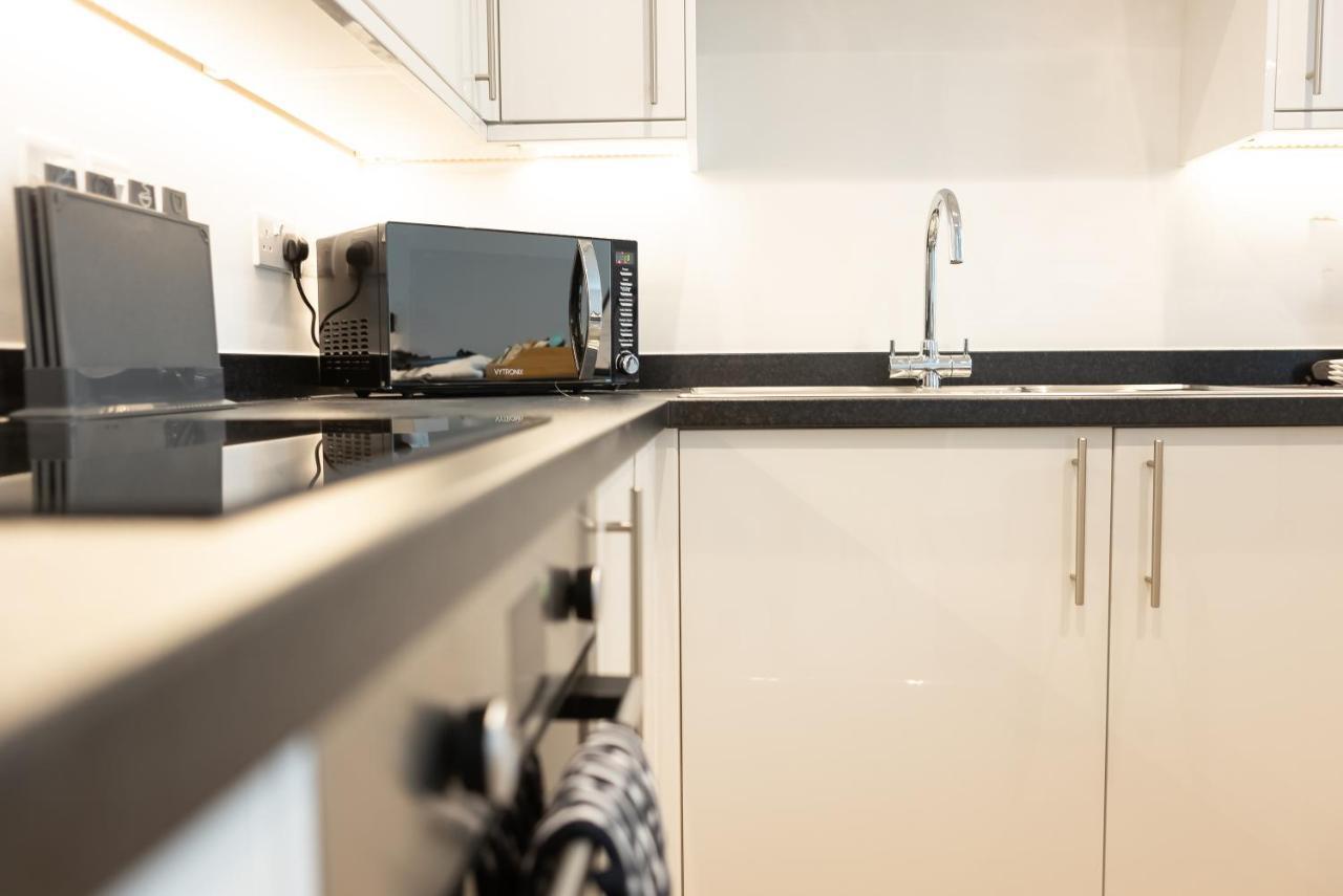 Luxury Boutique Harbour Apartments - Heart Of Torquay - Near Babbacoombe & Beach ภายนอก รูปภาพ